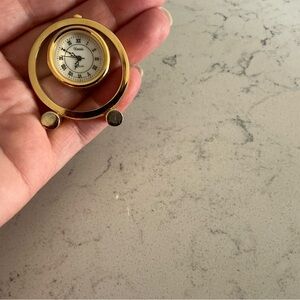 Vintage Xanadu miniature quartz clock Japanese movement gold based